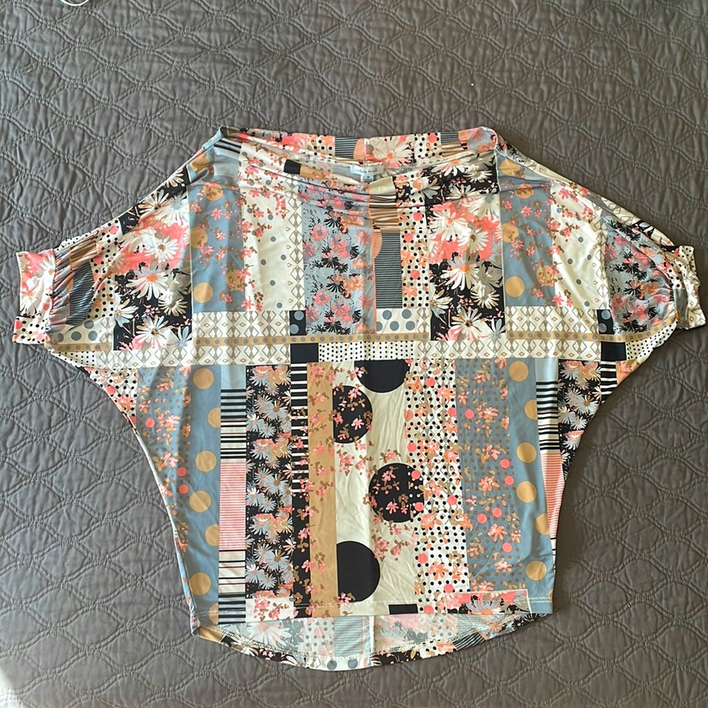 White Birch Dolman Short Sleeve Too - Medium